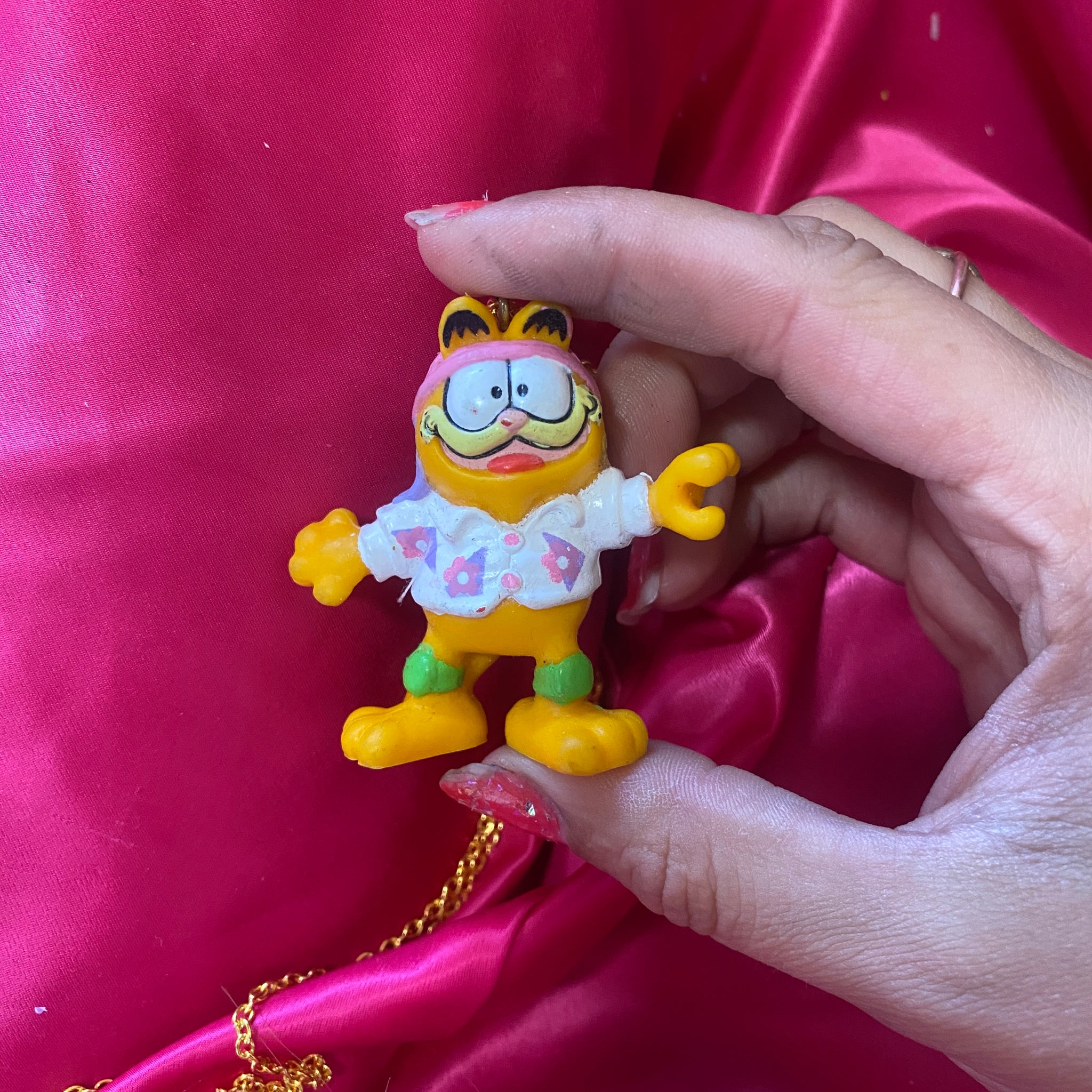 FST Garfield Figure Necklace